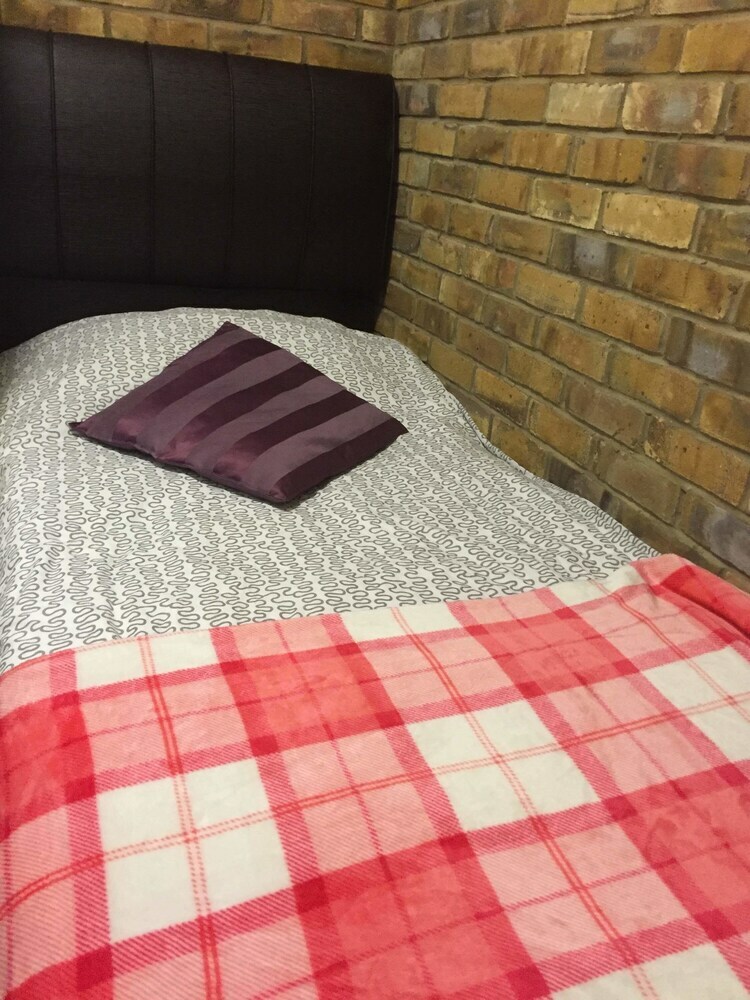 Whitechapel Guest House
