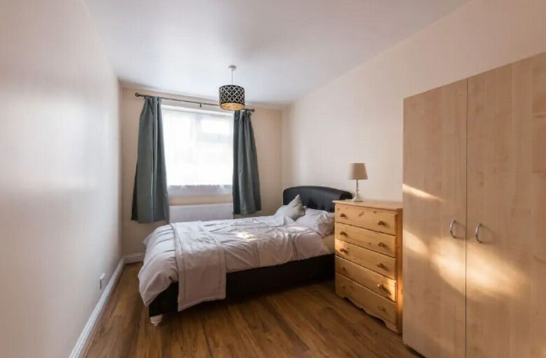 London Luxury 7 Bedroom Holiday Let