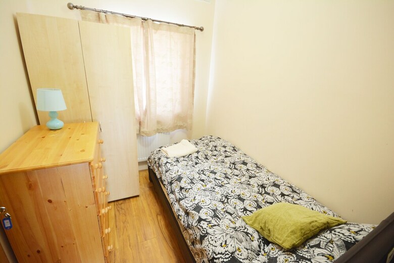 London Luxury 7 Bedroom Holiday Let