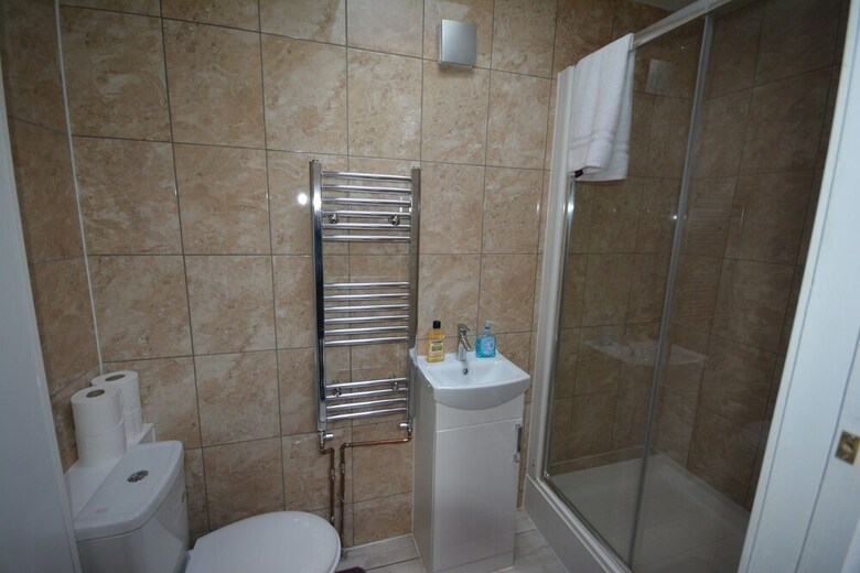 London Luxury 7 Bedroom Holiday Let