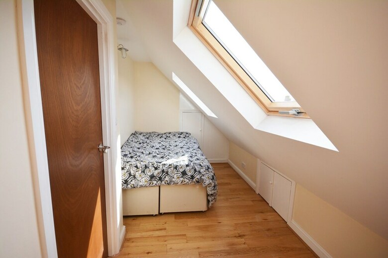 London Luxury 7 Bedroom Holiday Let