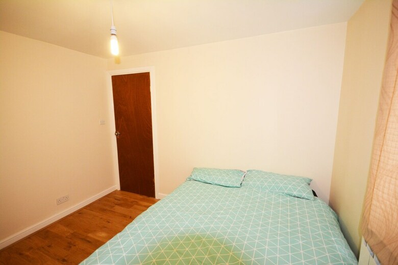 London Luxury 7 Bedroom Holiday Let