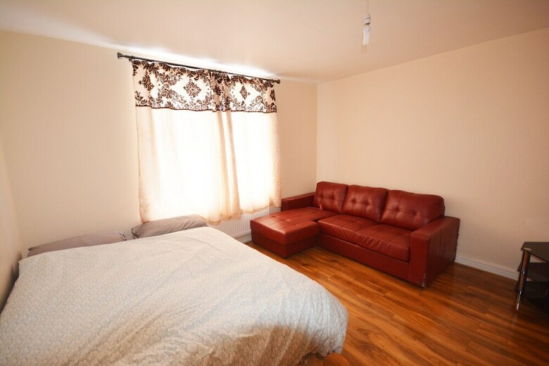 London Luxury 7 Bedroom Holiday Let