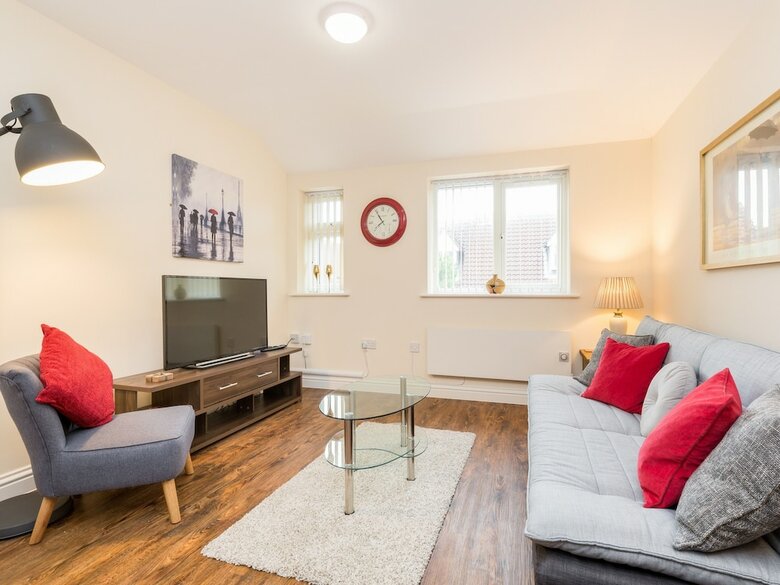 Stayford Apartments - Meriden - Near Nec