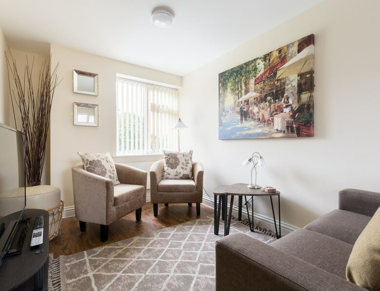 Stayford Apartments - Meriden - Near Nec