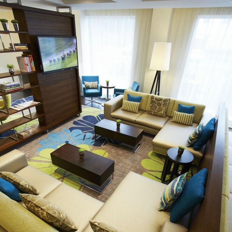 Hotel Courtyard By Marriott Aberdeen Airport