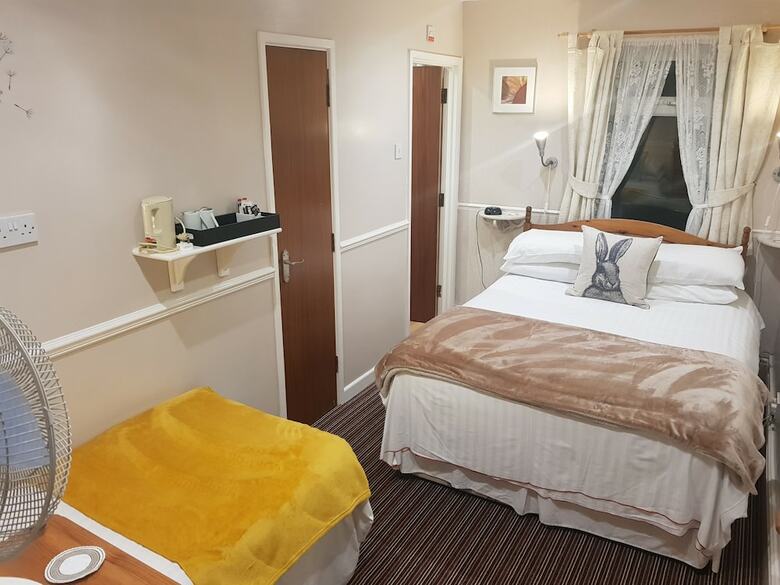 Rock Dene Hotel