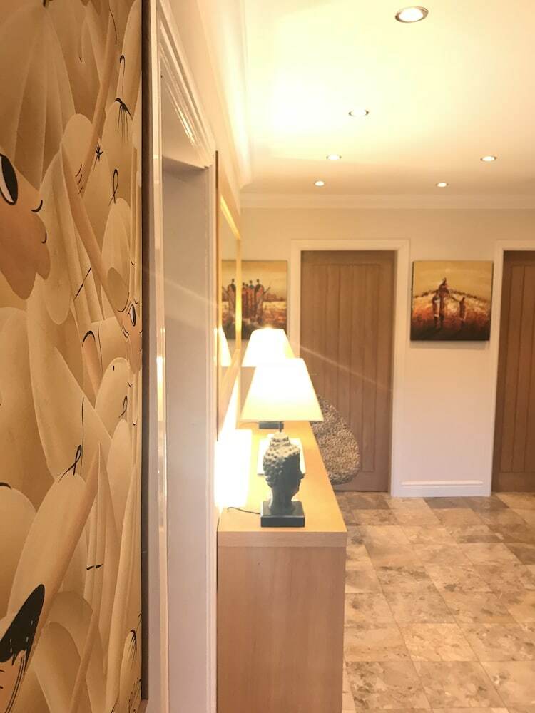 Bed & Breakfast Barncroft Luxury Guest House Near Nec