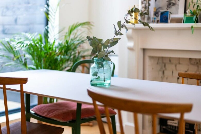 Charming 3br Home In East London W/terrace