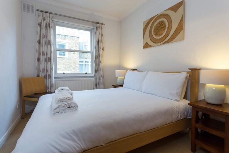 1 Bedroom Apartment In Notting Hill Accommodates 2