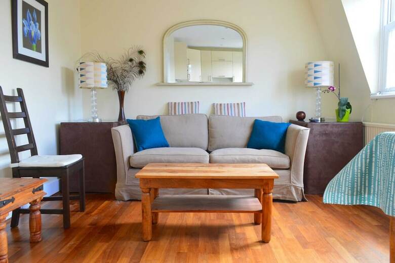 Apartamentos Lovely Top Floor Flat In Leafy Fulham