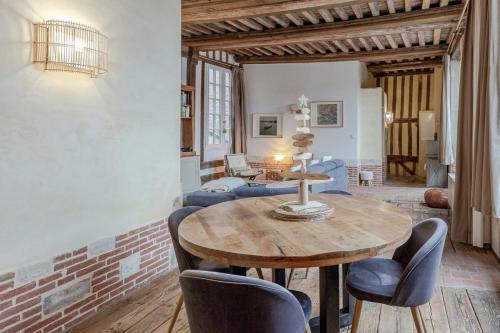 Apartamento The Charming Wood - 2ch - 76m2 - Full Center Town