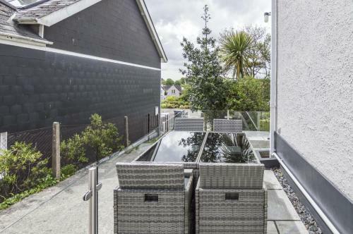 Mayfield House - 4 Bedroom House - Tenby