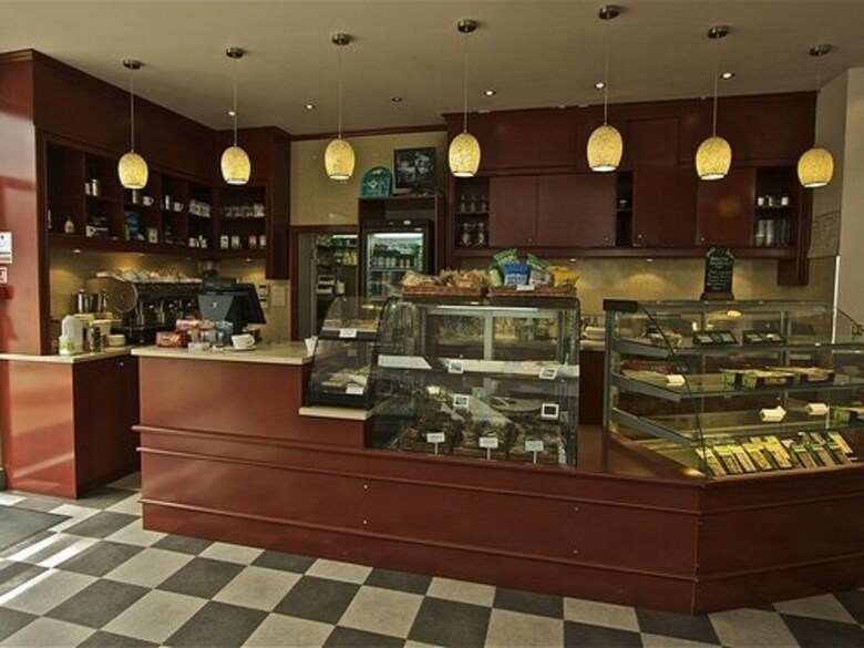 The London Pembury Hotel