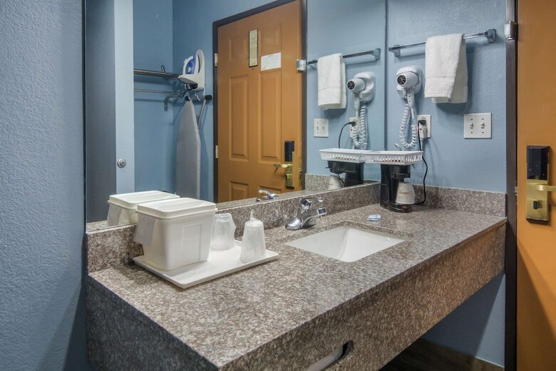 Hotel Rodeway Inn Carrollton I-35e