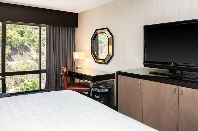Sheraton Mission Valley San Diego Hotel
