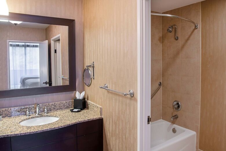 Sheraton Mission Valley San Diego Hotel