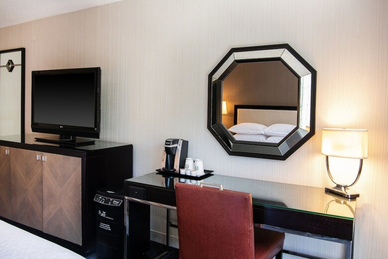 Sheraton Mission Valley San Diego Hotel
