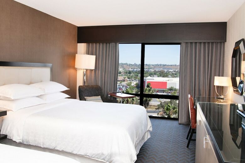 Sheraton Mission Valley San Diego Hotel
