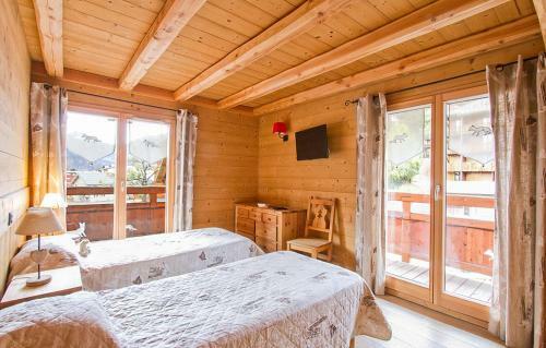Venosc Chalet Sleeps 14 With Pool