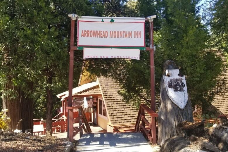Hotel Arrowhead Mountain Inn
