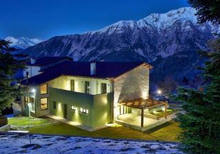 Hotel Anavasi Mountain Resort