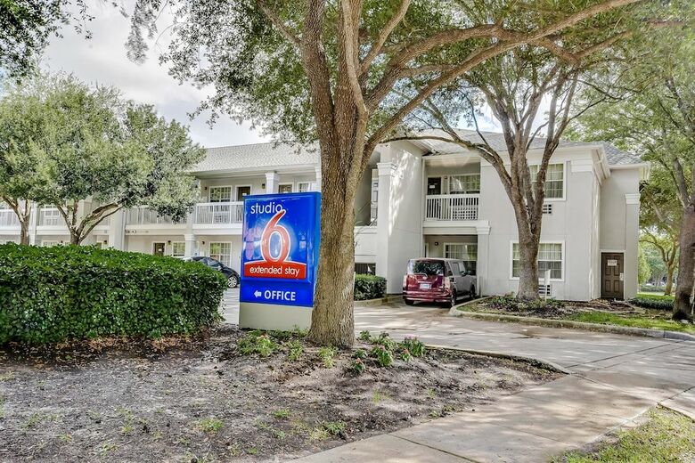 Motel Studio 6 Houston, Tx - Hobby South