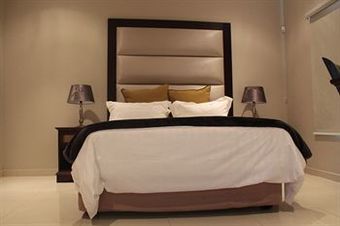 Hostal The Capital Guest House