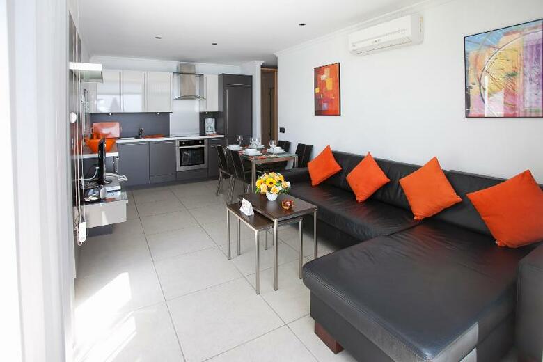Hotel Apartamentos Bahia Blanca
