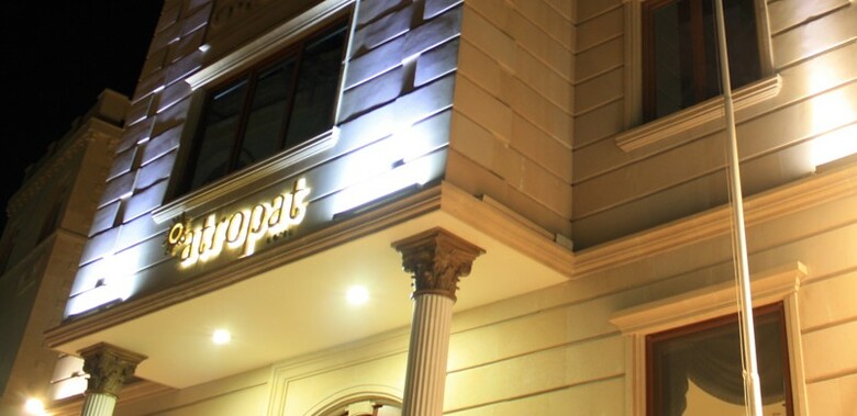 Atropat Old City Hotel