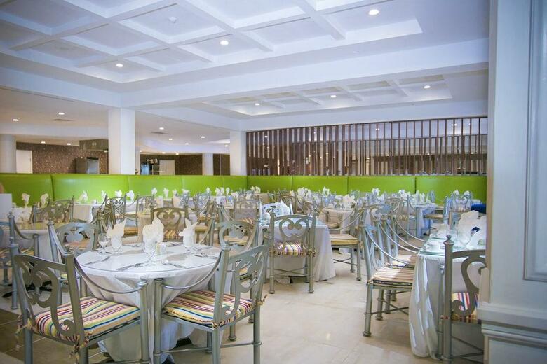 Hotel Breezes Resort Bahamas All Inclusive