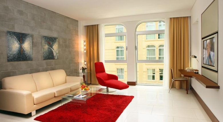 Hotel Villa Rotana Suites