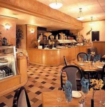Holiday Inn Hotel & Suites Vancouver Downtown