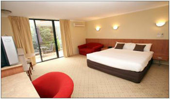 Hotel B.w Chaffey International