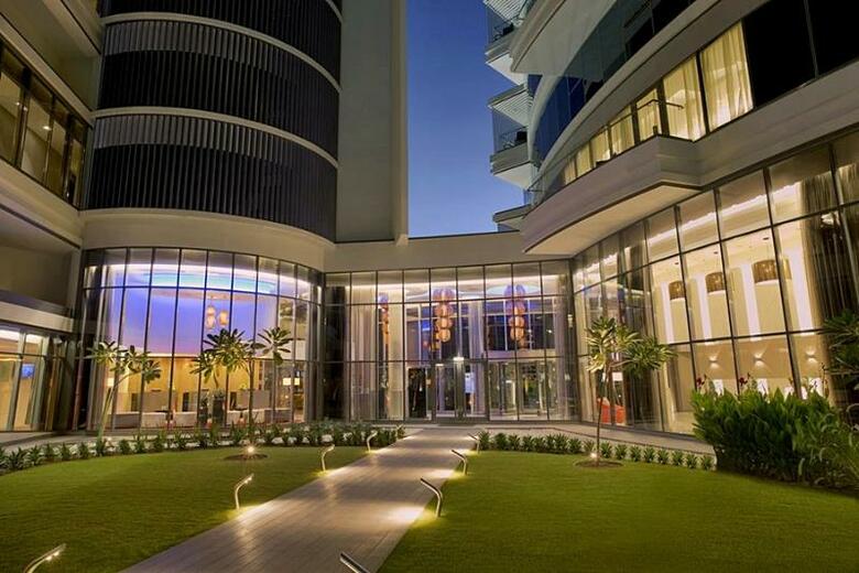 Hotel Majestic Arjaan By Rotana
