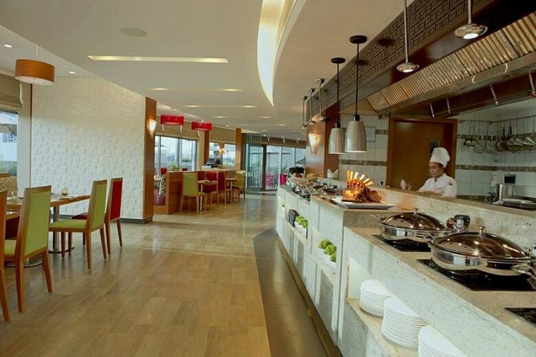 Hotel Majestic Arjaan By Rotana