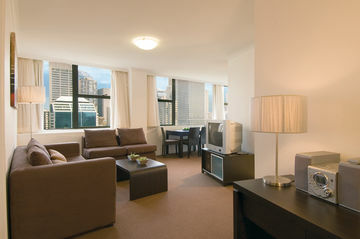 Hotel Oaks Hyde Park Plaza