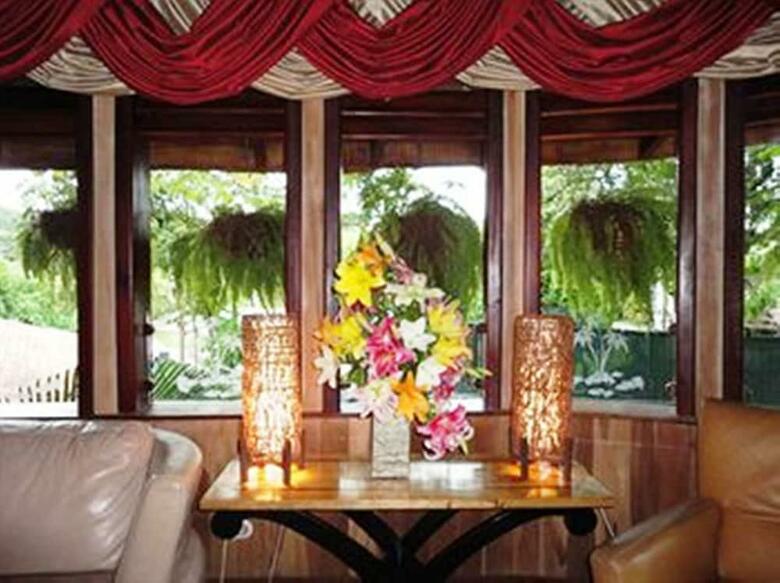 Hotel Villas Lirio