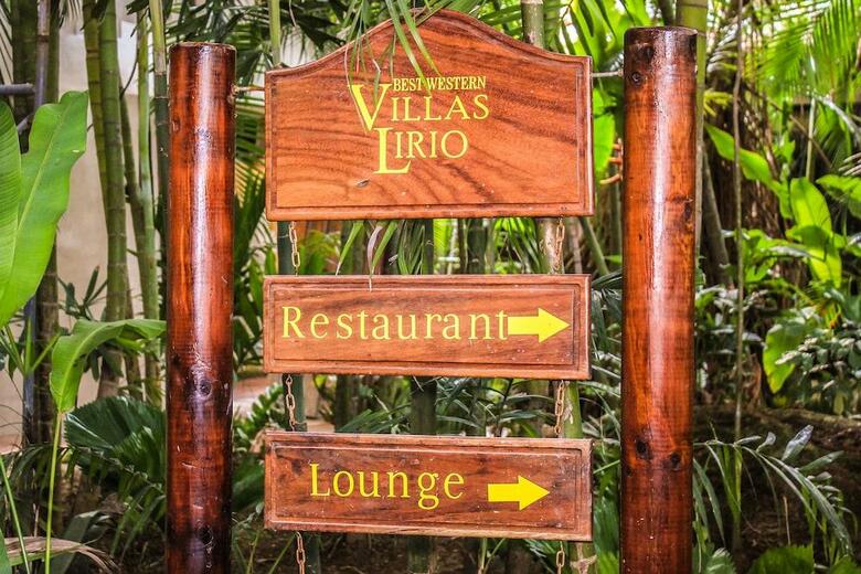 Hotel Villas Lirio