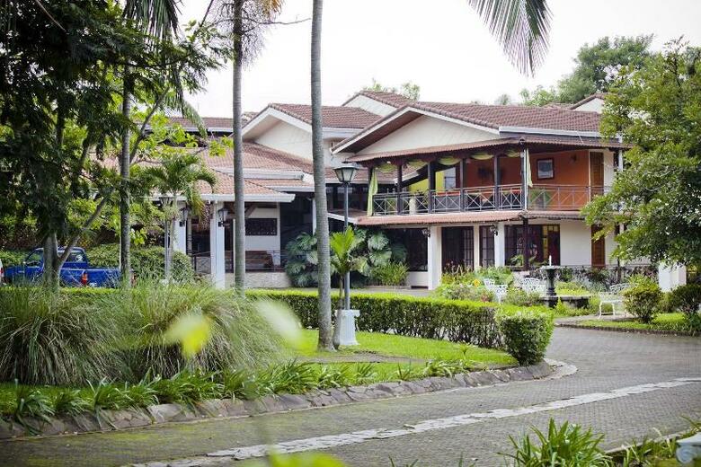 El Rodeo Estancia Boutique Hotel & Steakhouse