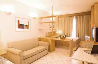 Hotel Plaza Inn American Loft