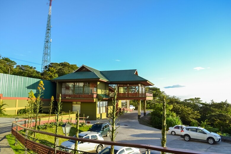 Hotel Ficus Sunset Suites