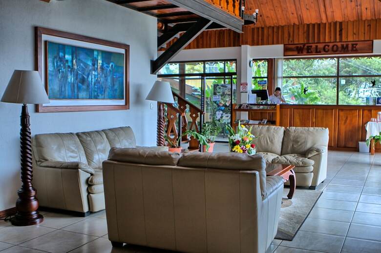 Hotel Ficus Sunset Suites