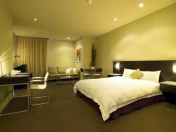 Hotel Mantra Hindmarsh Square