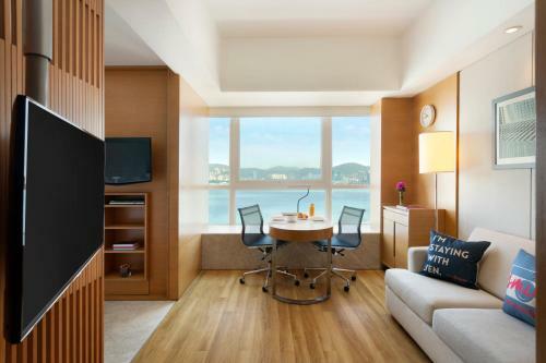Hotel Jen Hong Kong