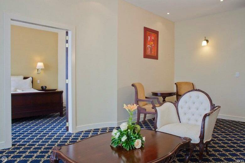 Howard Johnson Hotel Loja