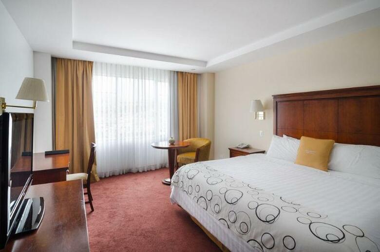 Howard Johnson Hotel Loja