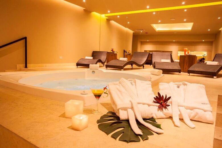 Hotel Movich Buro 26