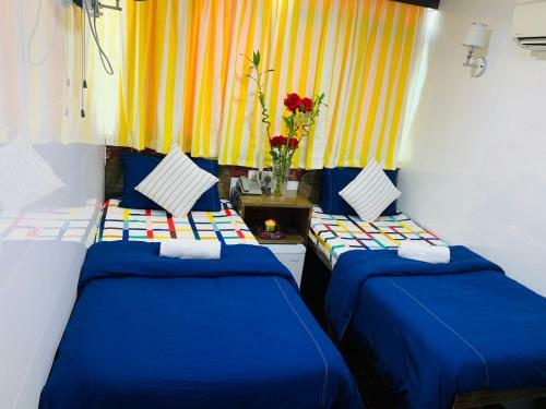 Hostal Singapore Hostel