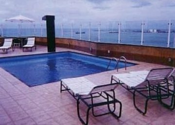 Hotel Plaza Praia Suites